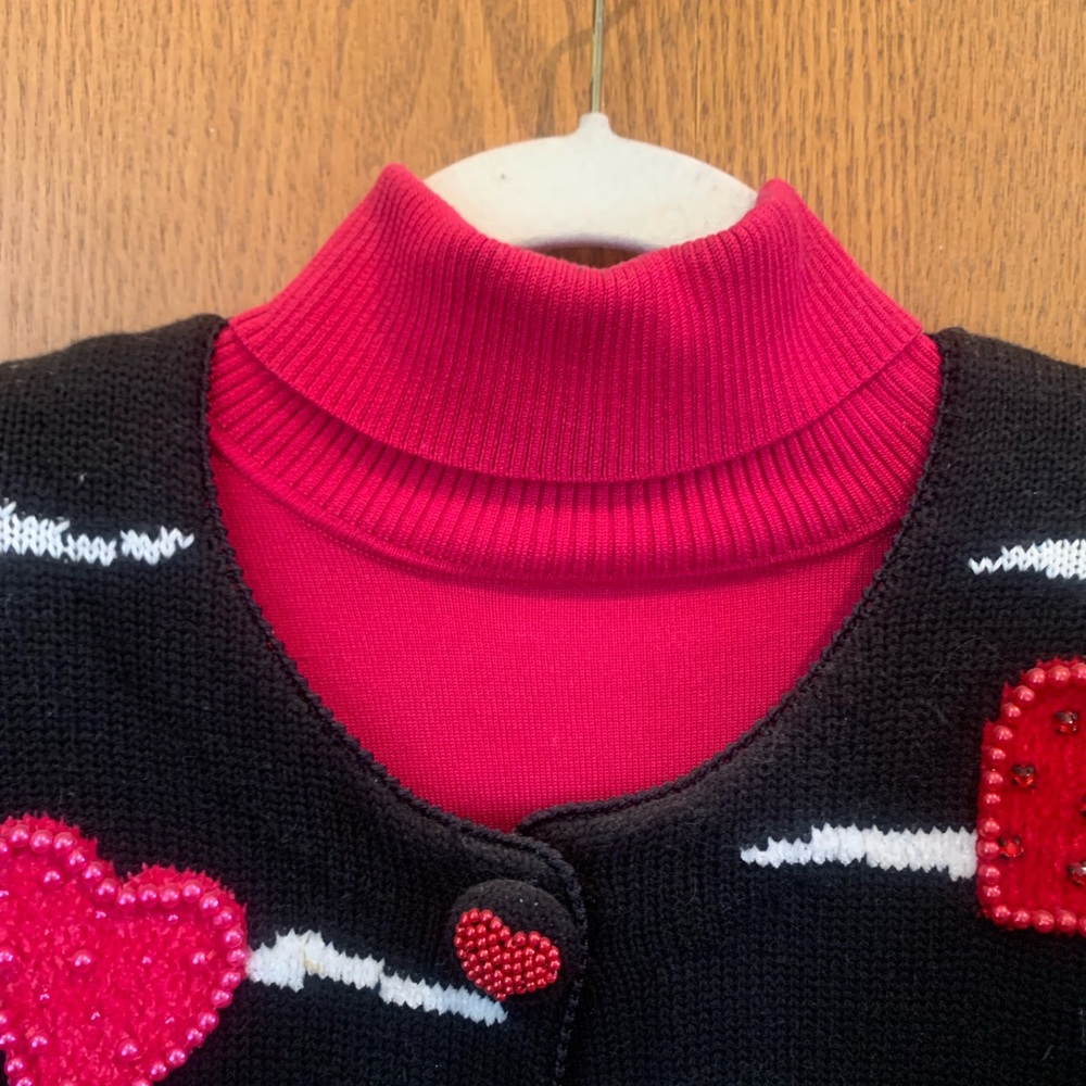 Heart Patterned Black and Pink Sweater - Picture 3 of 4